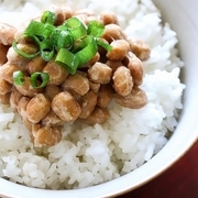 納豆の栄養価とは？ 健康によい食べ方もご紹介